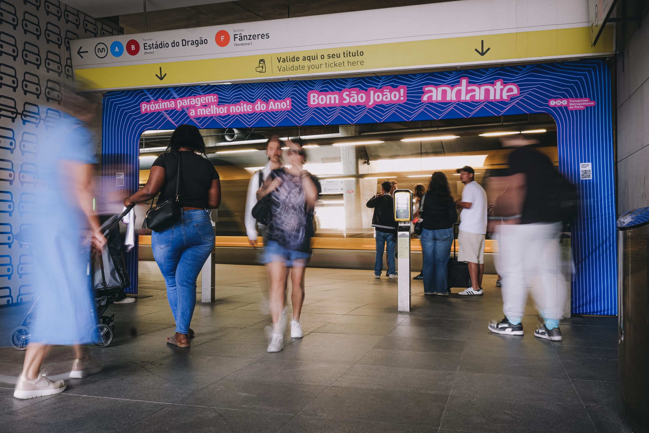 Andante leva espírito do São João às estações do Porto
